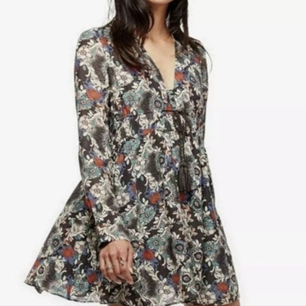 Free people Stealing Fire Bohemian Floral A Line Festival Baby Doll Mini Dres M